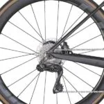Bagnav med Shimano Dura-Ace Di2 RD-R9250 bagskifter på Scott Foil RC Pro