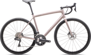 Specialized Aethos Pro – Shimano Ultegra Di2 2025 – Gloss Champagne / Smoke
