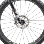 Fornav Industry Nine 1 på Specialized Epic 8 EVO Expert