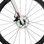 front hub på Trek Domane AL 3