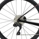 Bagnav med Shimano 105 Di2 bagskifter på Giant Liv Avail Advanced 1