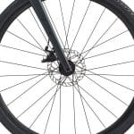 front hub på Giant Revolt 2