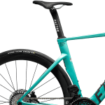 Sadel med 0mm setback sadelpind på Factor MONZA SRAM FORCE