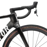 Styr Black Inc Integrated Aero Barstem Reach 80mm på Factor OSTRO GRAVEL SRAM FORCE XPLR