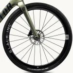 front hub på Factor OSTRO GRAVEL SRAM RED