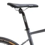 Sadel Nishiki hybrid race på Nishiki Detour