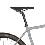 Sadel på Principia Gravel 30 Shimano GRX400