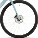 Fornav med ACID SLX RA 2.3 Aero Disc fælg på Cube Attain C:62 Race