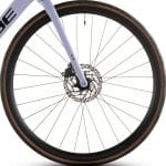 front hub på Cube Attain Race