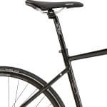 Sadel med Nishiki aluminium 27 sadelpind på Nishiki Pro BLT