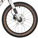 front hub på Scott Scale 200