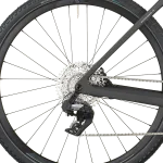 Bagnav med SRAM APEX XPLR eTap AXS bagskifter på Scott Solace Gravel eRIDE 30