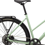 Sadel på Specialized Sirrus X 2.0 Step-Through