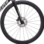 front hub på Specialized Tarmac SL8 Expert