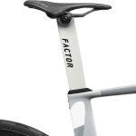 Sadel på Factor ONE Shimano Dura-Ace