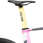 Sadel på Factor ONE SRAM RED