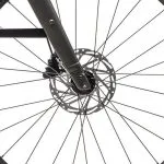 Fornav Alloy 6 Bolt 24H 12x100mm thru-axle på Specialized Turbo Vado SL 2 4.0
