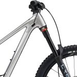 Styr på Giant Faith 24