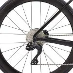 Bagnav på Giant Propel Advanced 1