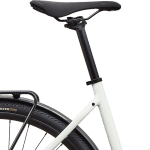 Sadel på Specialized Sirrus X 3.0 Step-Through EQ