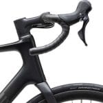 Styr Cube Compact Race Bar 31.8 5° 120 NF på Cube Attain C:62 Race