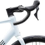 Styr Cube Compact Race Bar 31.8 5° 120 NF på Cube Attain Race