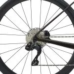 Bagnav med Shimano 105 Di2 bagskifter på Giant Defy Advanced 1