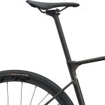 Sadel Giant Approach på Giant Defy Advanced 1