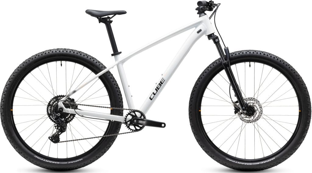 Cube Aim ONE 27.5" 2027 - Metallicwhite´n´Black