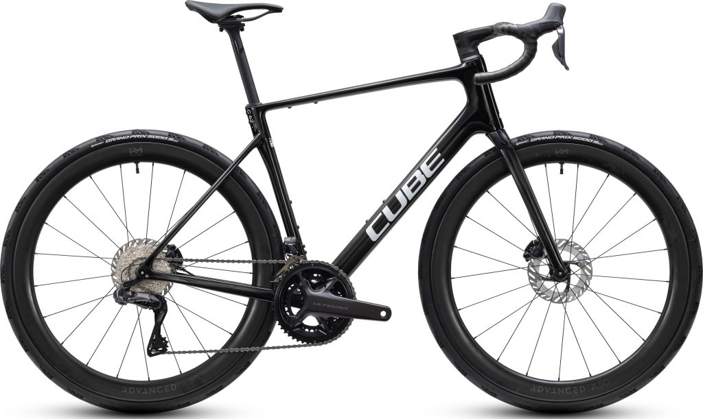 Cube Attain C:62 SLT 2027 - Carbon´n´White