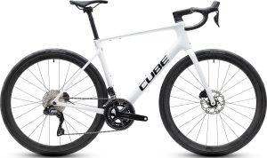 Cube Attain C:62 SLX 2027 – Metallicwhite´n´Black